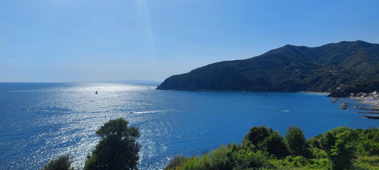 Appartamenti Enrica with amazing view Moneglia Esterno foto