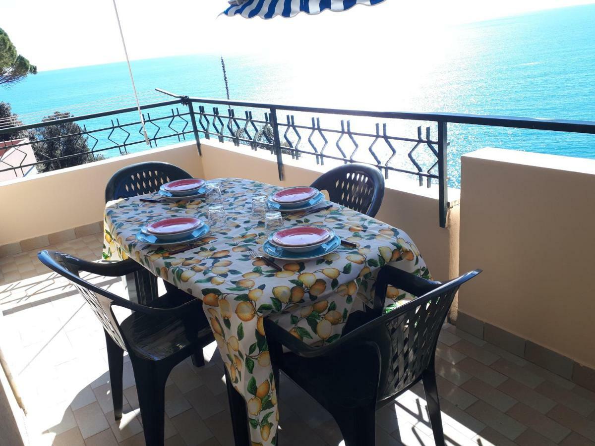 Appartamenti Enrica with amazing view Moneglia Esterno foto